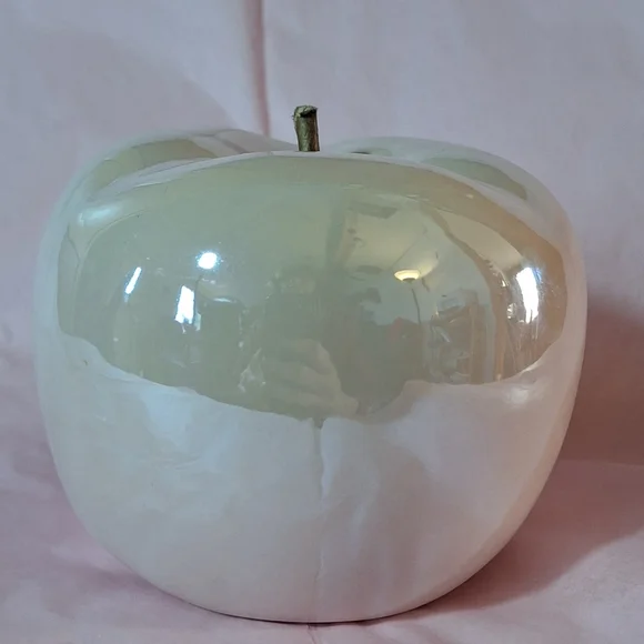 IRIDESCENT CERAMIC APPLE - Picture 4 of 7